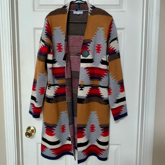 Keren Hart Aztec clasp sweater - Picture 2 of 12